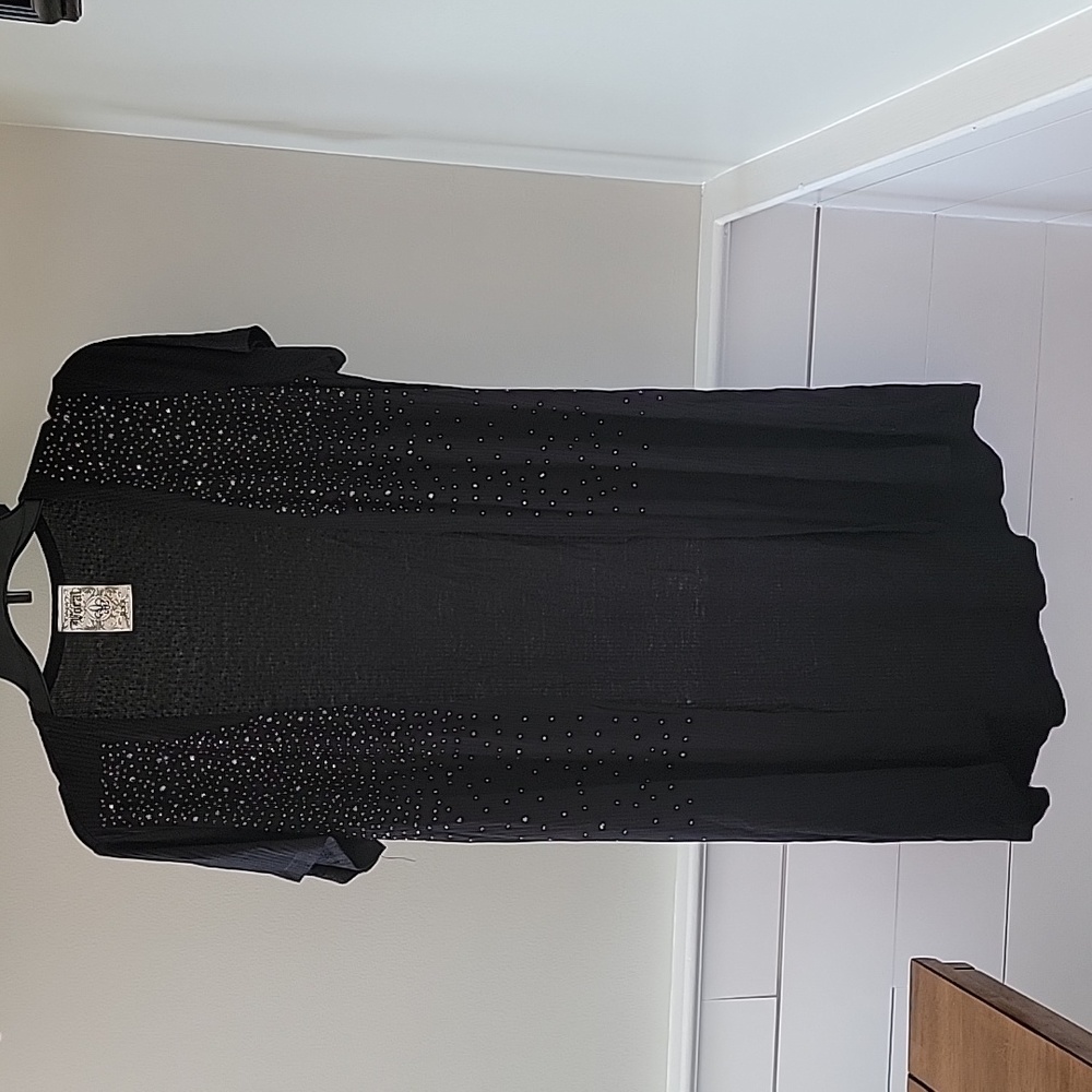 Vocal short sleeve sequin top